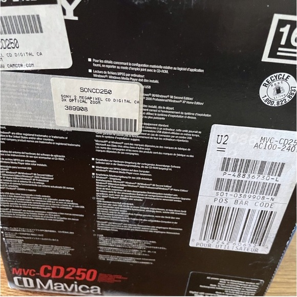 Sony CD Mavica Digital video/ Camera with CD-RW - Picture 12 of 16